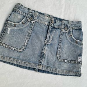 American Eagle Outfitters denim jean mini skirt size 8